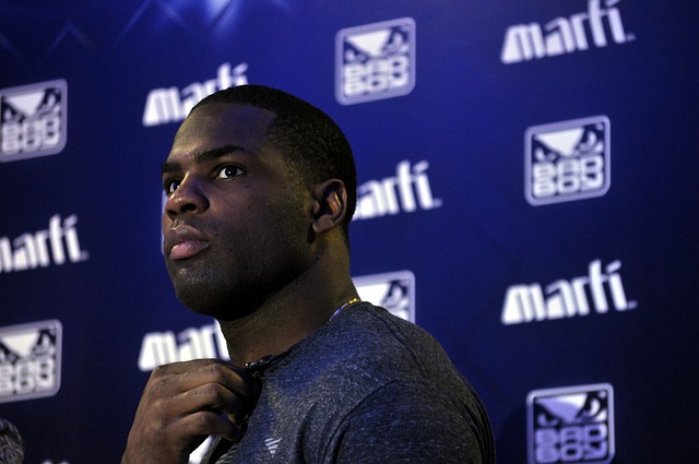 判策略还是 判策略还是